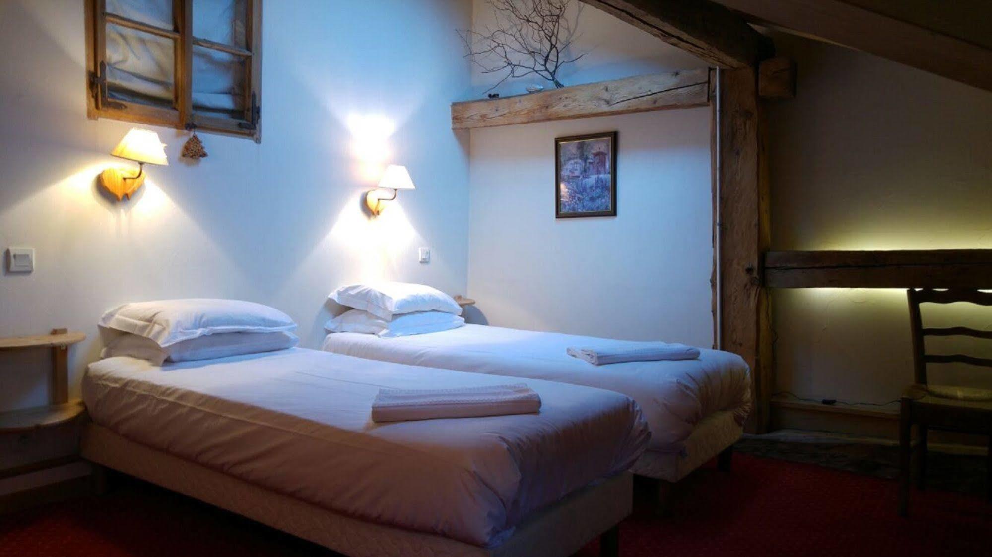 Chalet Pele - Alpes Travel - Central Chamonix - Sleeps 11 エクステリア 写真