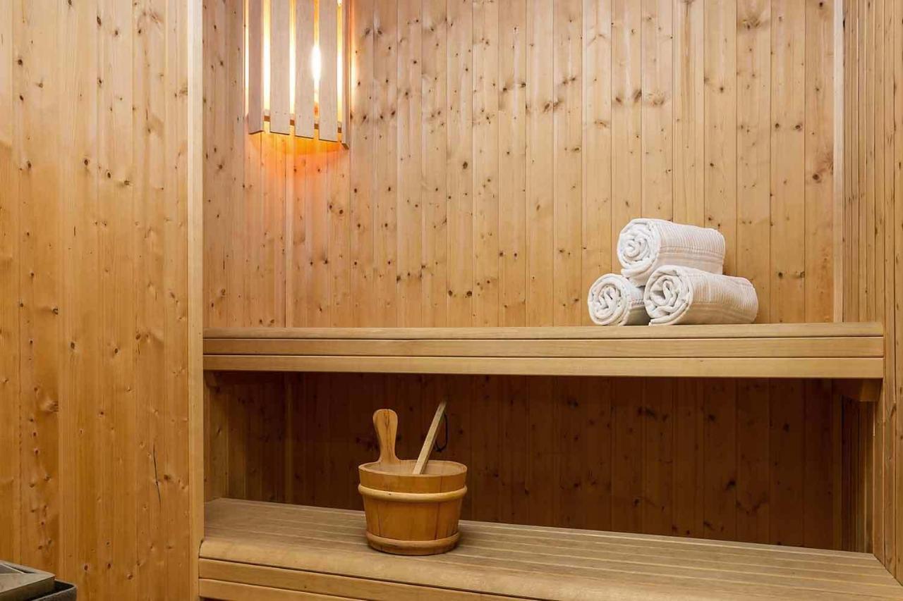 Chalet Pele - Alpes Travel - Central Chamonix - Sleeps 11 エクステリア 写真